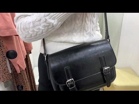 ❤️ ʻO ka masturbation lehulehu o FeralBerry ʻōpio me kahi dildo i loko o ka lumi kūpono Pono iā mākou haw.pornjk.ru